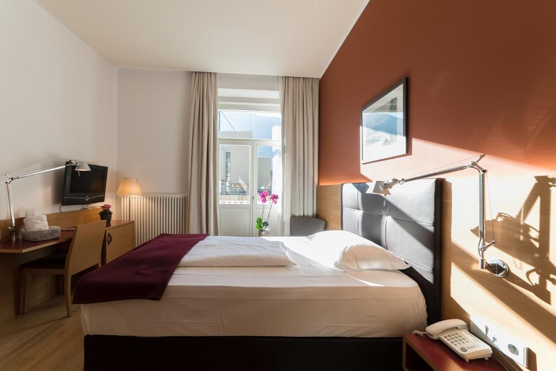 Hotel Stiegl Scala Bolzano Oda fotoğraf